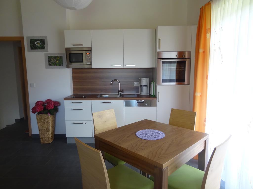 Haus Koelch Apartman Lackenhof Kültér fotó